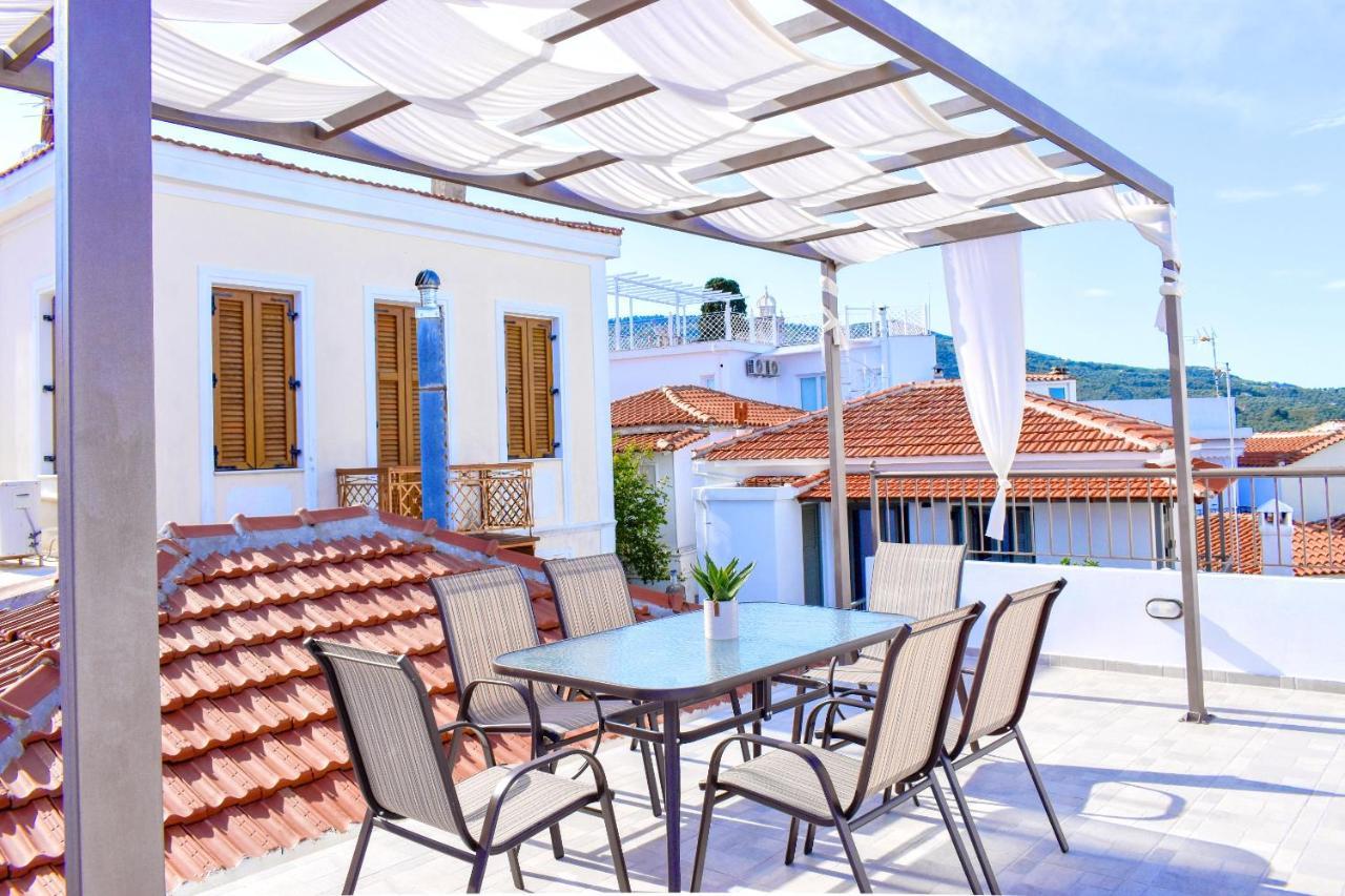 La Maison Plakes Rooftop Apt Skiathos Town Exterior foto