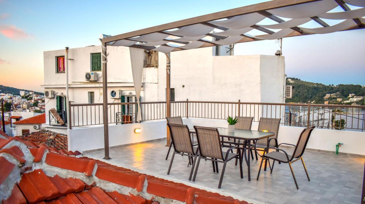 La Maison Plakes Rooftop Apt Skiathos Town Exterior foto