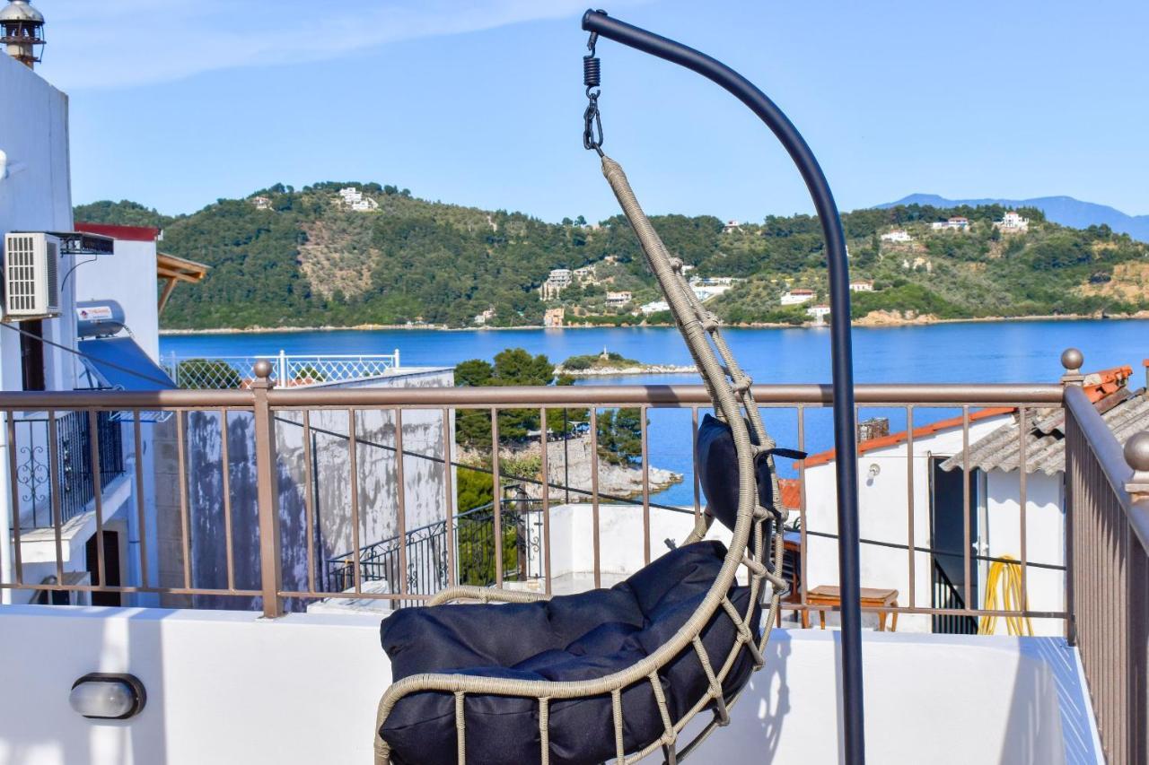 La Maison Plakes Rooftop Apt Skiathos Town Exterior foto